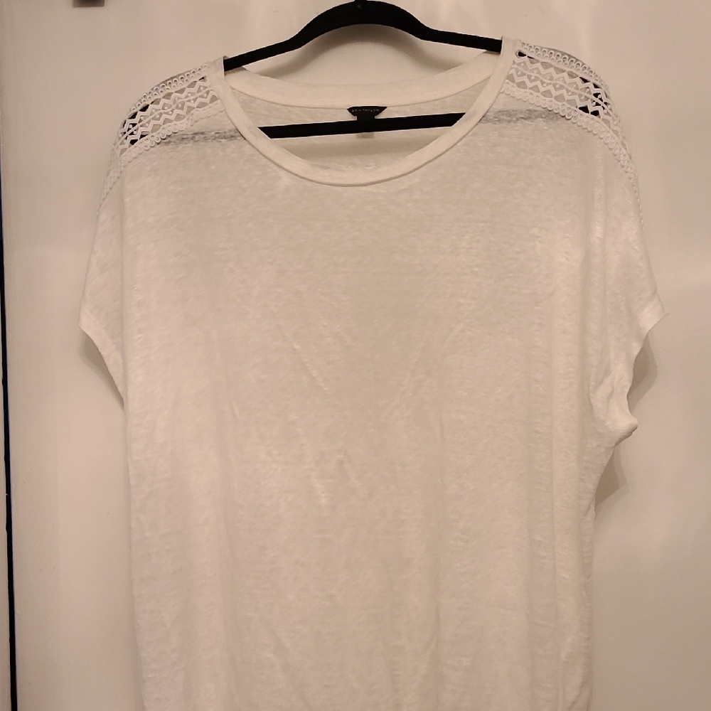 Ann Taylor White Lace Accent Short Sleeve Top